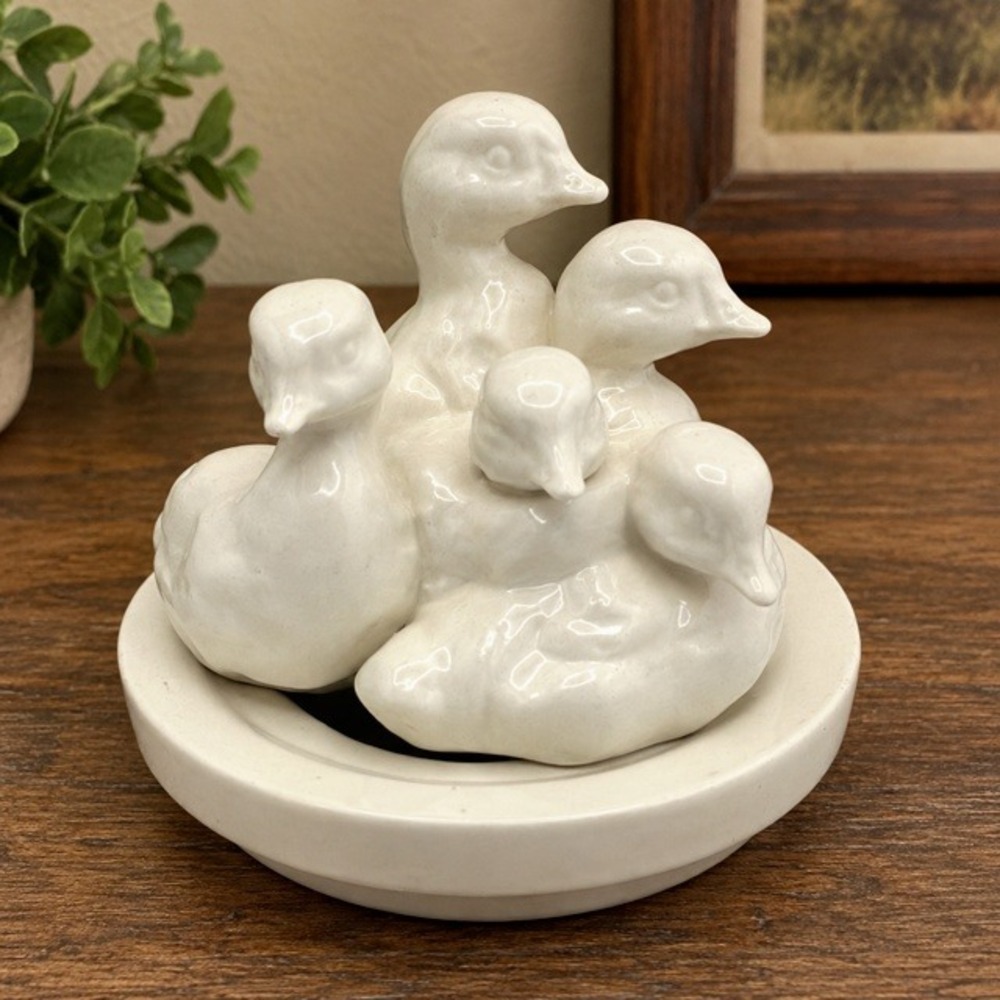 Holland Mold Ceramic Duck Family Figurine White Glaze 5in Wildlife Decor